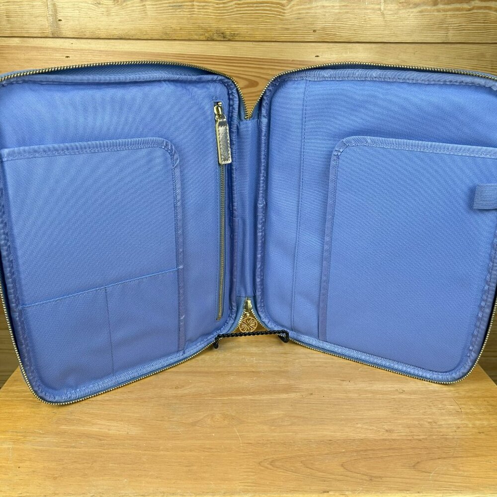 Lilly Pulitzer Portfolio Wave after Wave - Picture 4 of 4